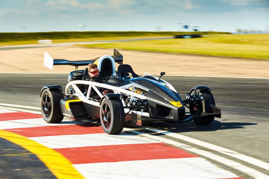  Ariel Atom 3.5R 2014 года  (UK) (фото 1 из 21)